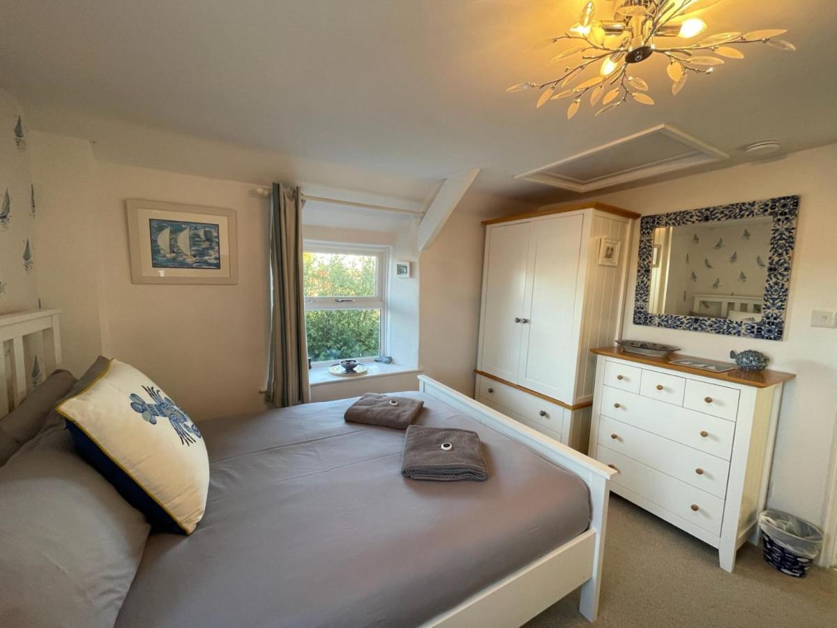 Sandown And Cillia Marys 4 Bedroom 3 Plus 1 Saint Teath Exterior foto