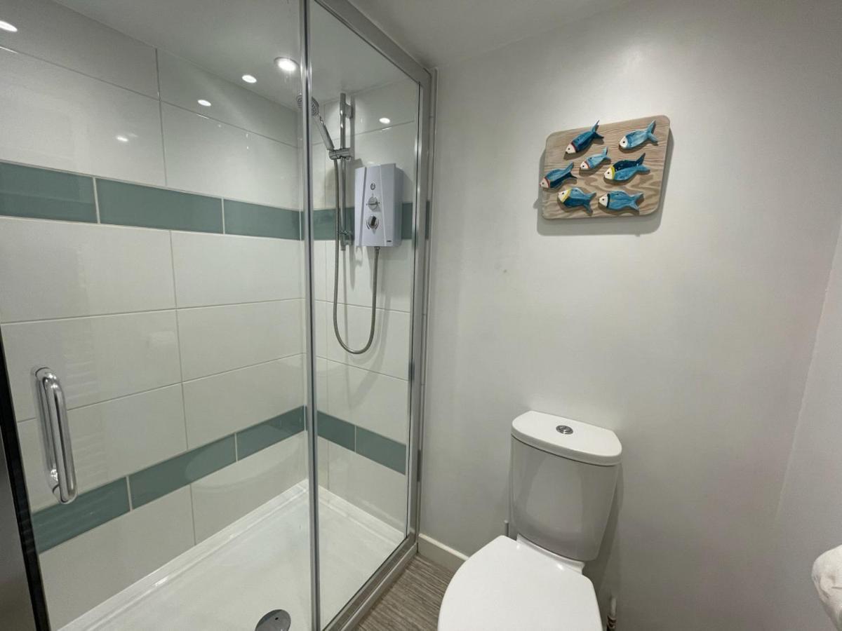 Sandown And Cillia Marys 4 Bedroom 3 Plus 1 Saint Teath Exterior foto